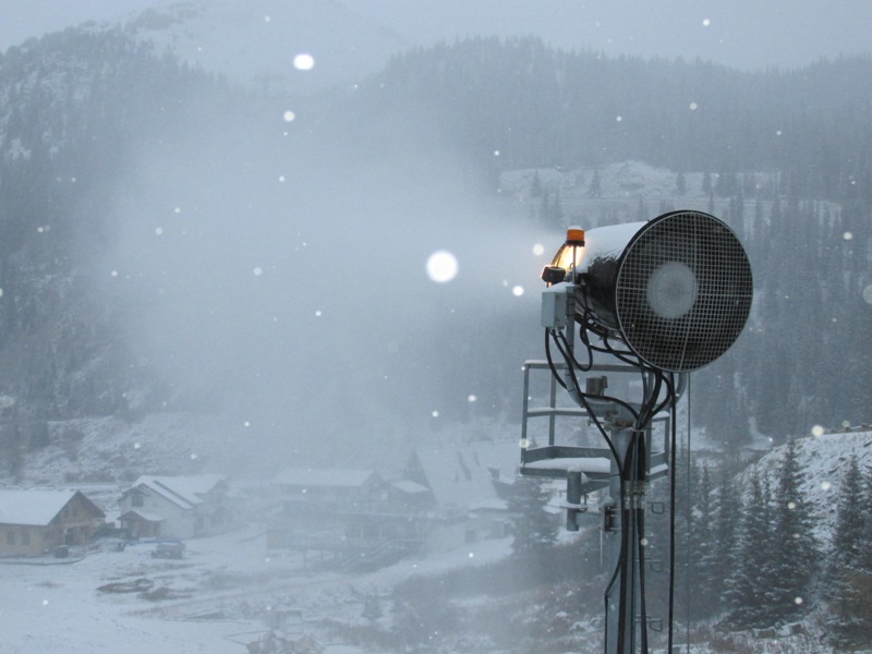 snowmaking Arapahoe Basin