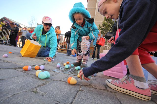 Copper Mountain easter egg hunt